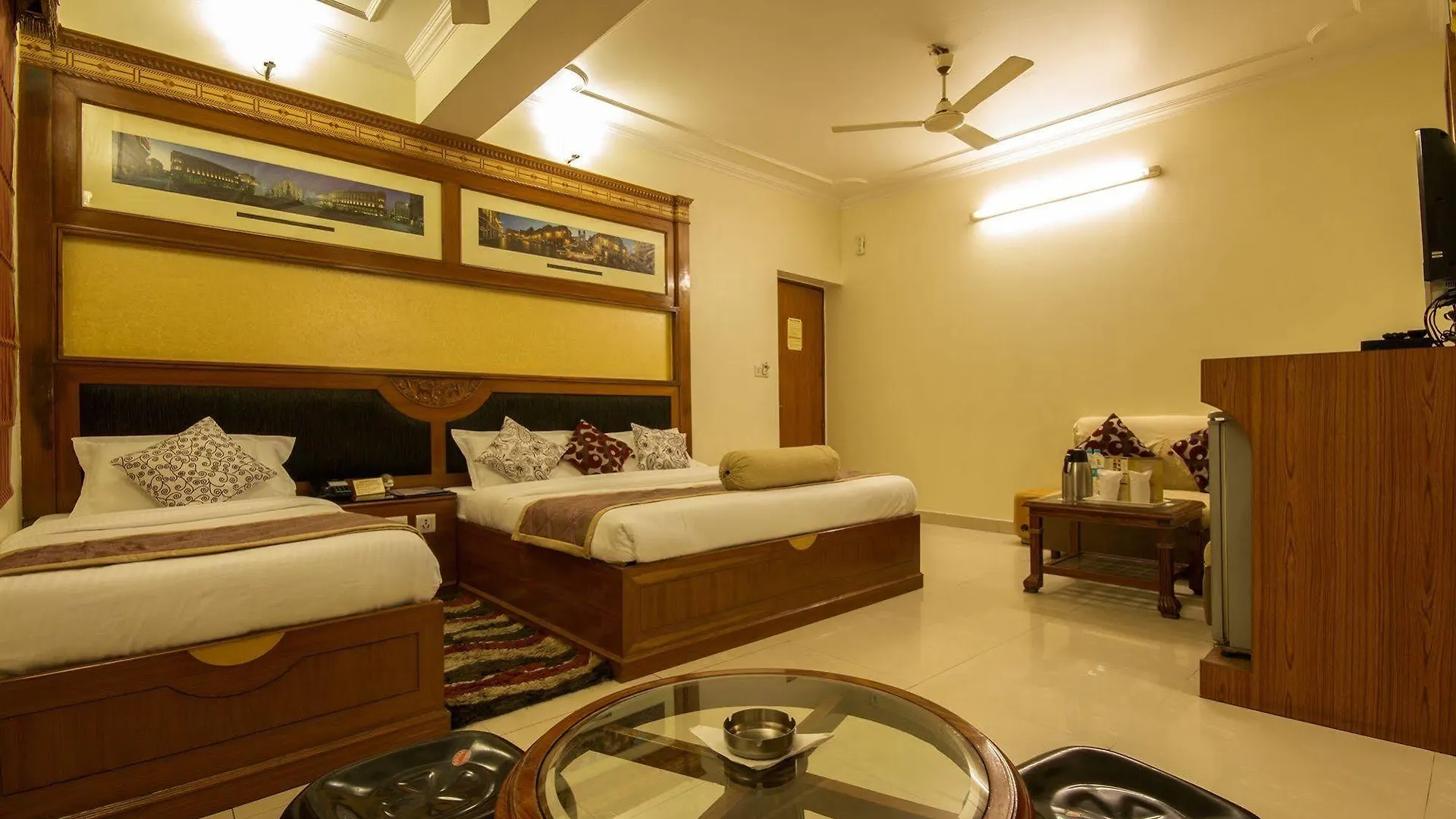 The C Park Inn Karol Bagh Homely Atmosphere Delhi  3*, Delhi (National Capital Territory of India)